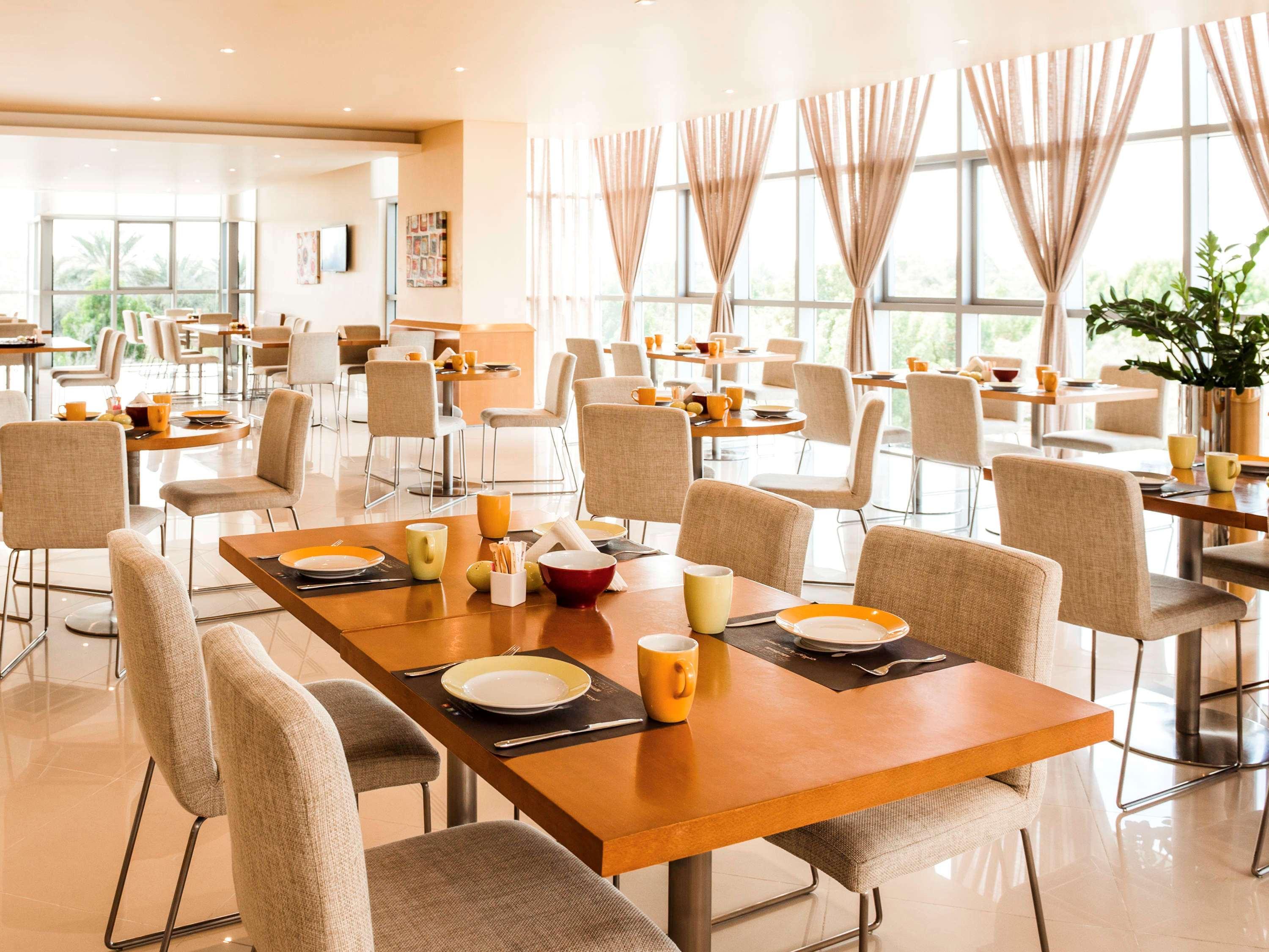 Ibis Abu Dhabi Gate Hotel Kültér fotó