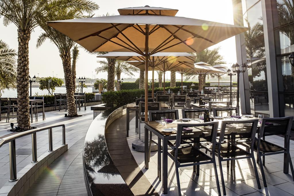 Ibis Abu Dhabi Gate Hotel Kültér fotó
